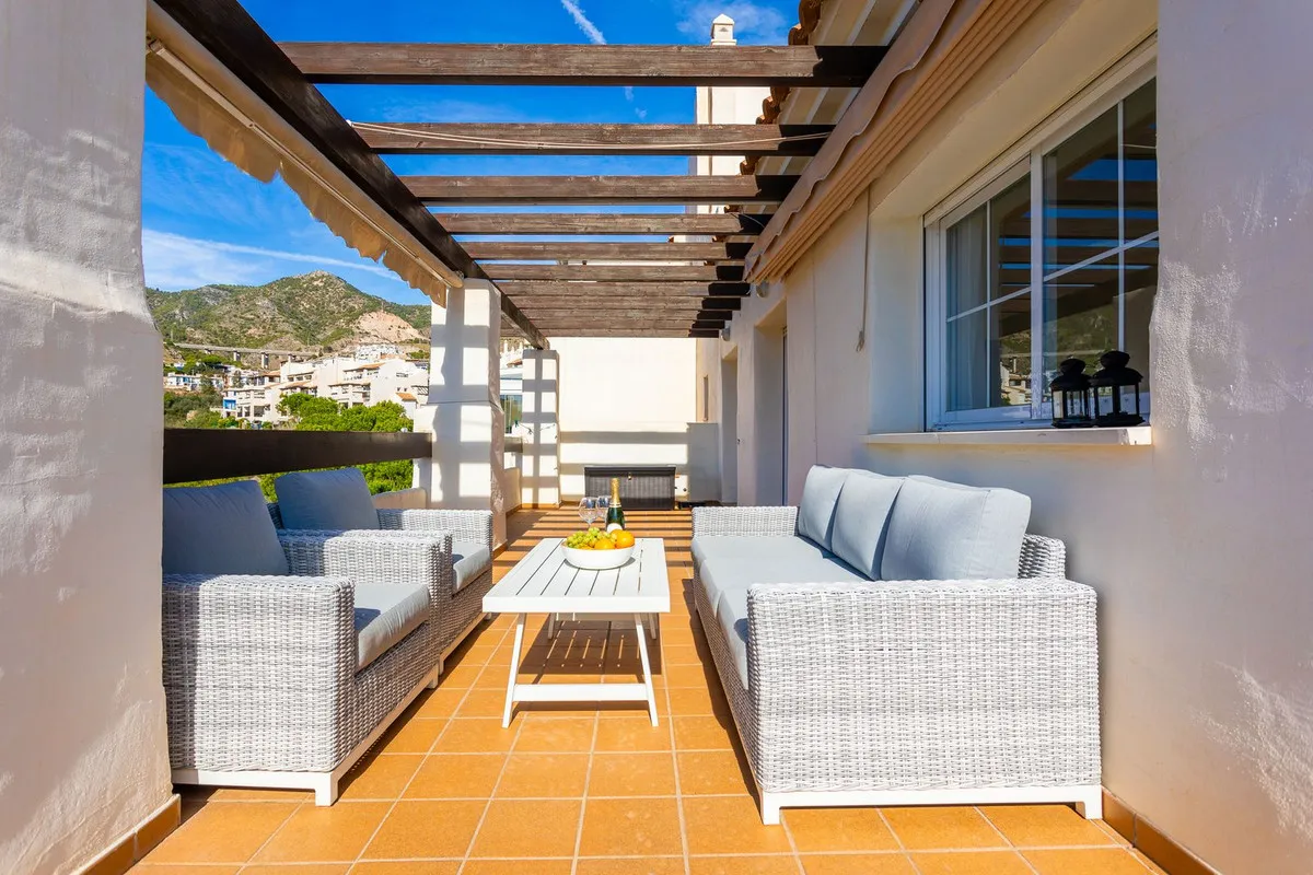 13af444a-894a-4c4e-96c8-f97903828739