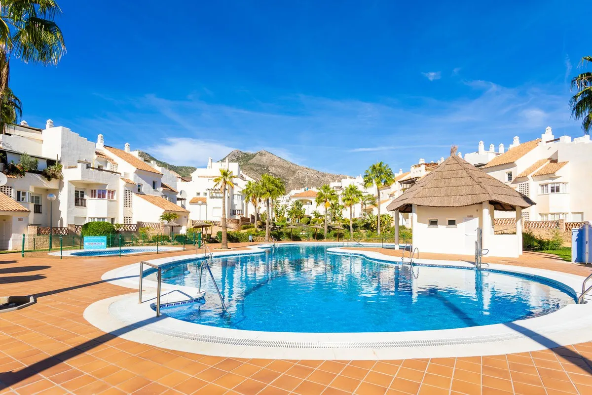 a8824ea5-468d-4c6d-bbba-7cbdb343e761