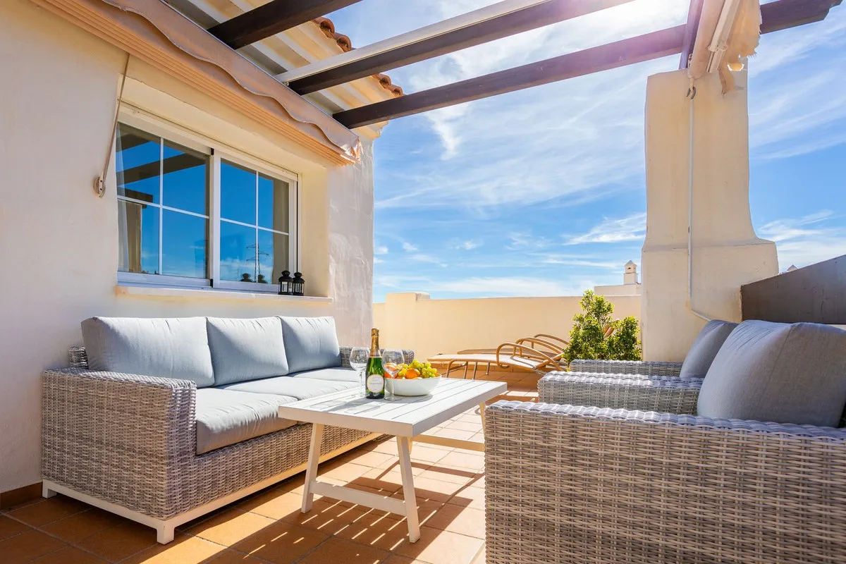 aaebd901-e024-42f1-aad1-845c4b7afc02