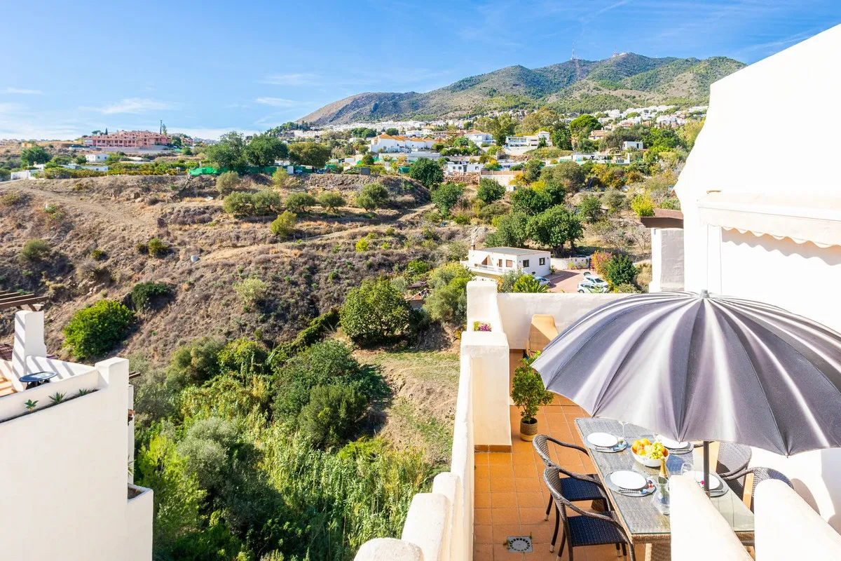 e6cf79b6-16de-428c-a2e3-c0ff932452c6