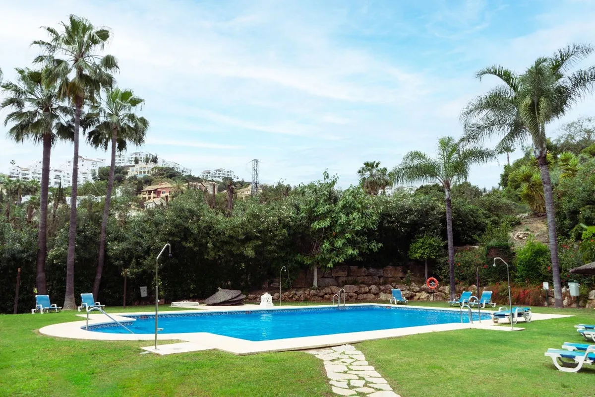 57952900-afc6-4464-86bd-731044eba647