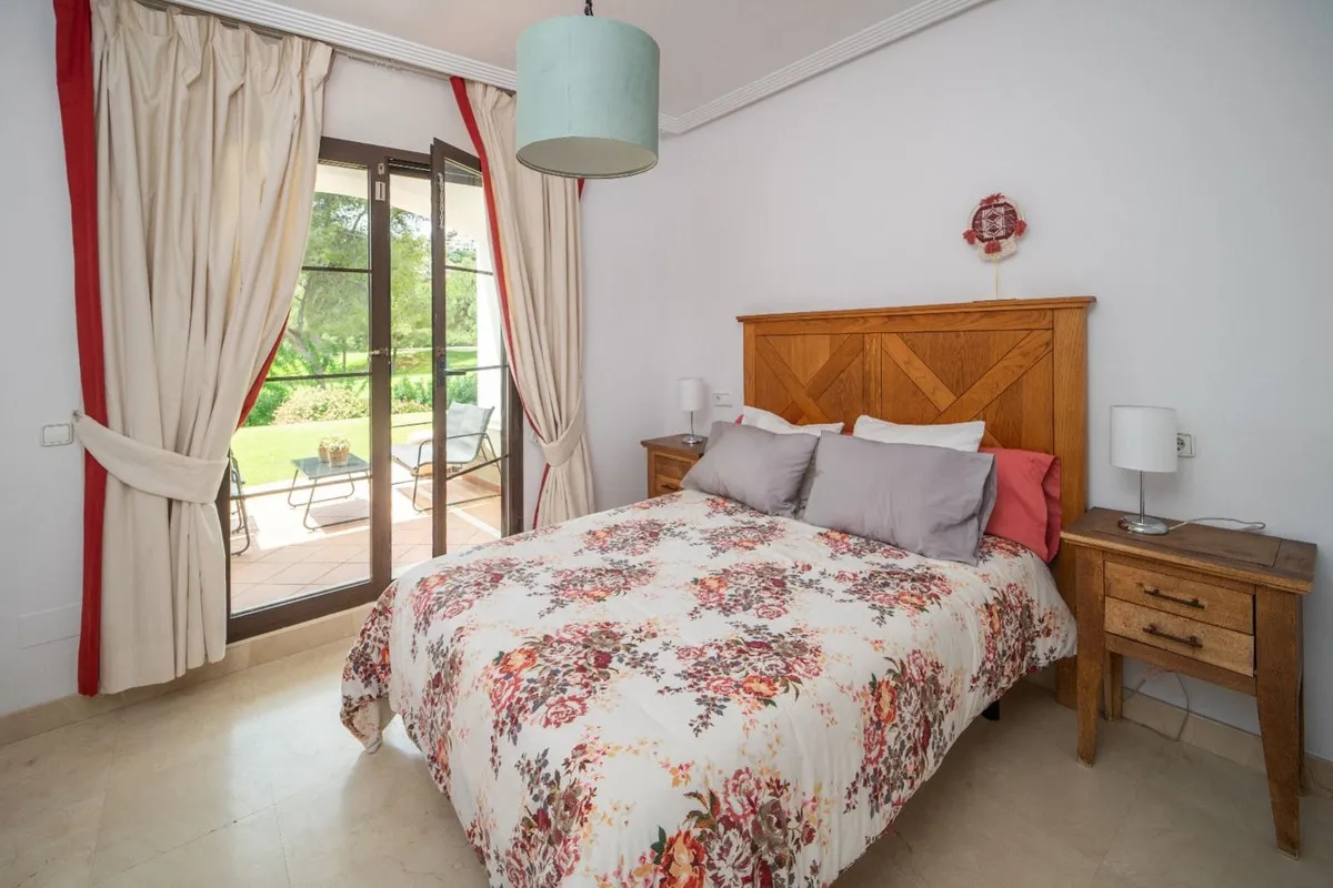 63d5f1ae-c874-49dc-a14e-f7958cbf4216