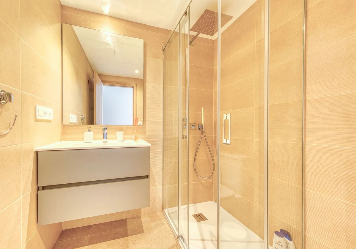 31720fc3-061b-4f77-bed0-0372dfc3c3af