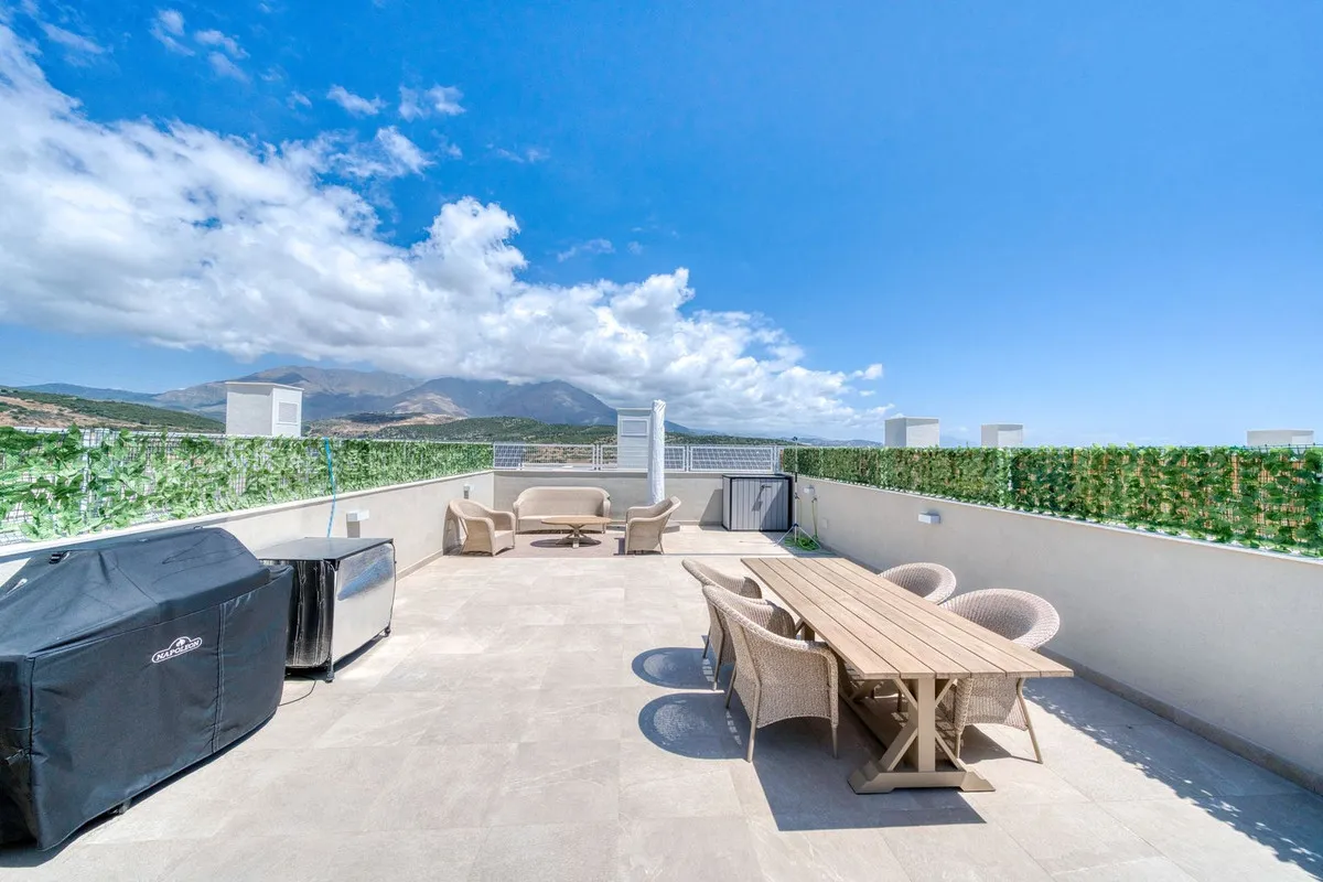 b0a8ebc8-46c7-45dd-bb2f-dea6f55bfb3f