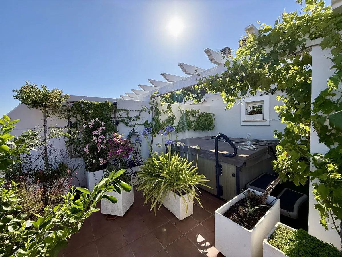 0b27ebe0-20eb-4f91-bbf4-e907868abff9