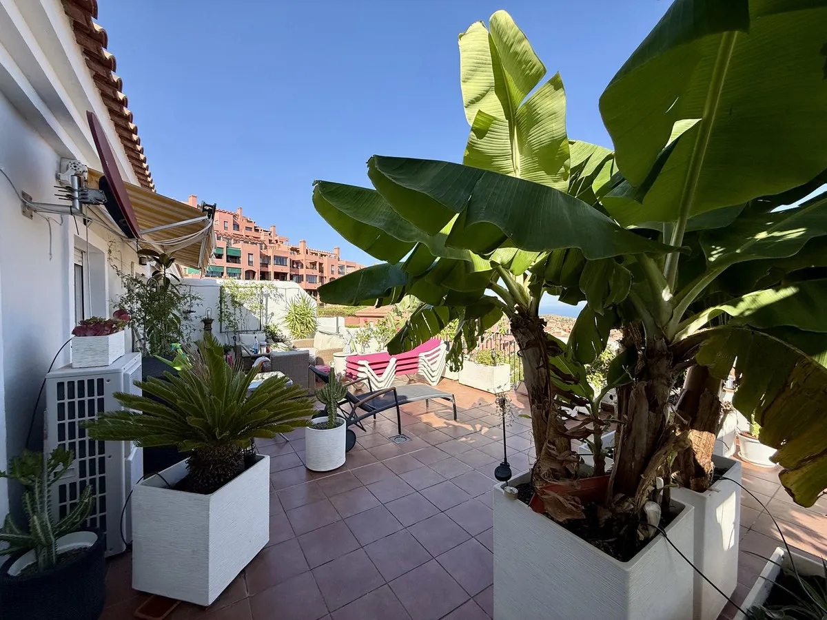 8b317f26-bd4a-4534-93a0-05c9307333e4