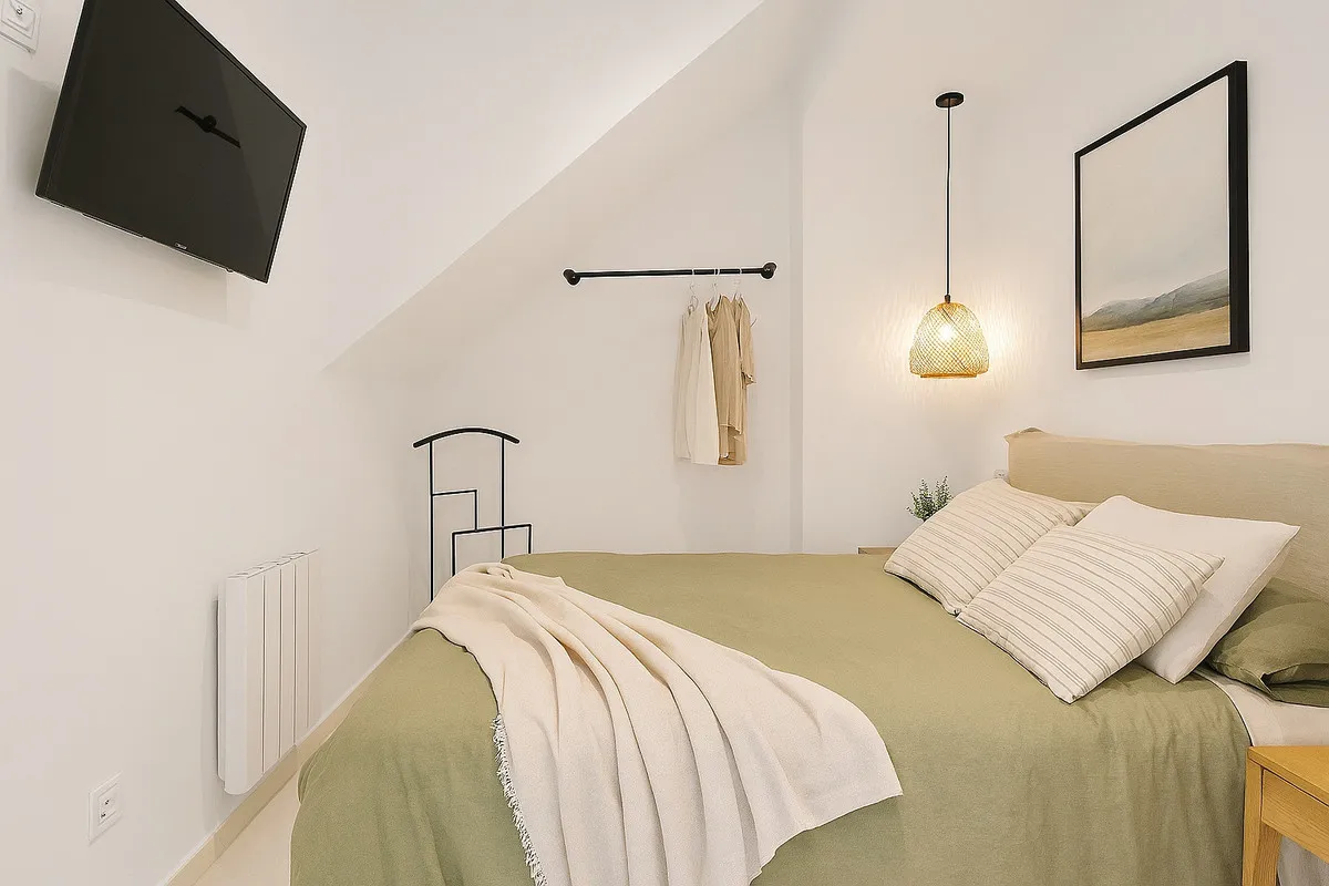 53fbd300-880a-4848-a1f5-e518313f30ec