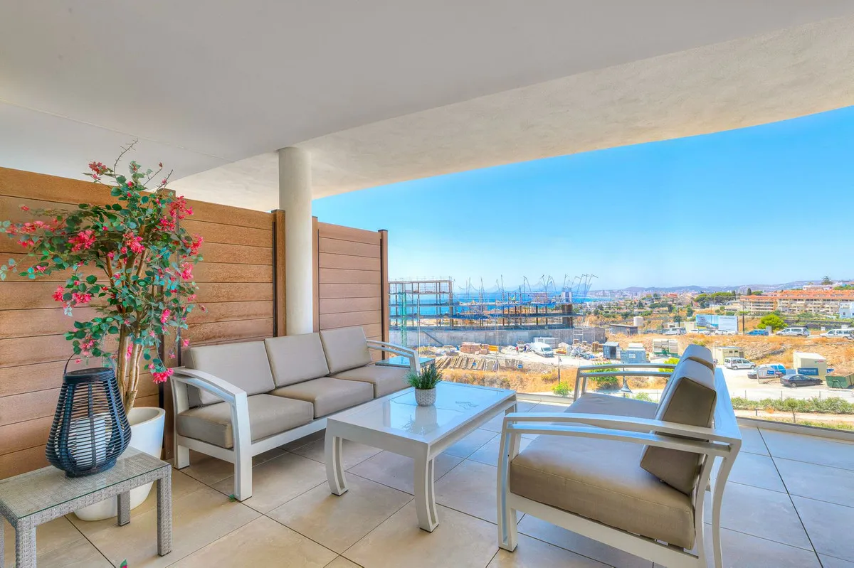 5be27227-d8b3-4a77-8e42-a546de5be7e0