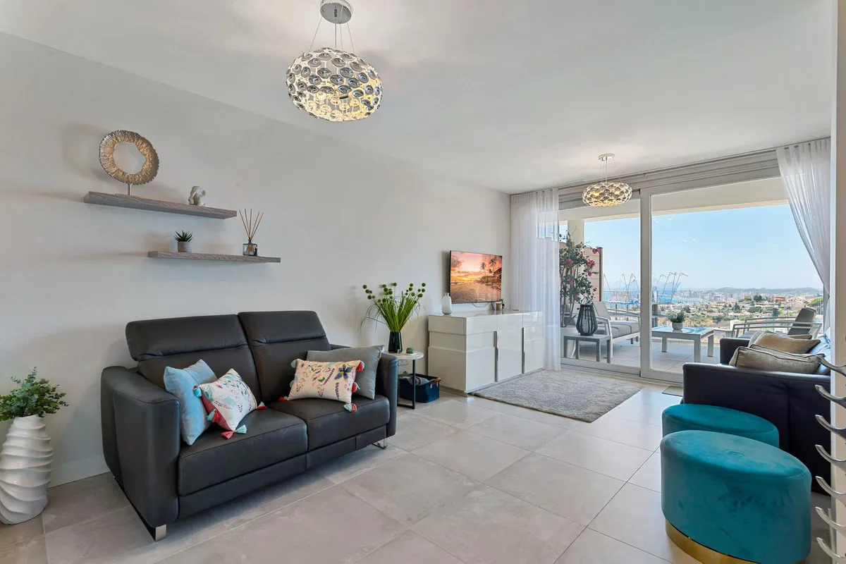 753da54d-6f79-44aa-b08a-5a8430dc51ae