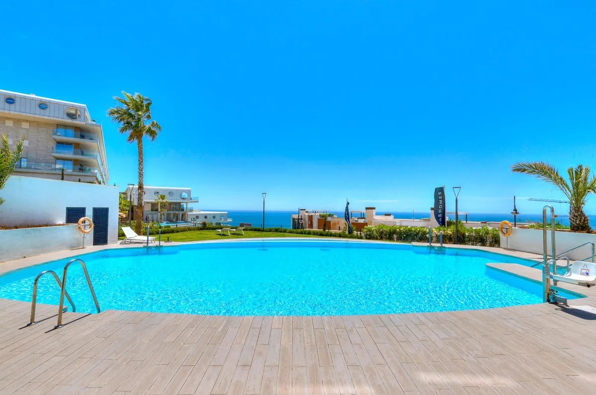 8140e324-cead-4024-99d4-fbe5816d7ae6