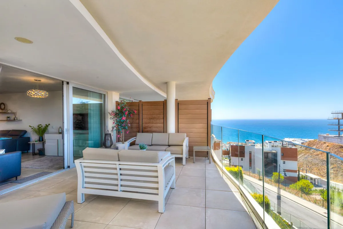 ad1f7e8e-edf8-43d1-86a6-833c51e2f877