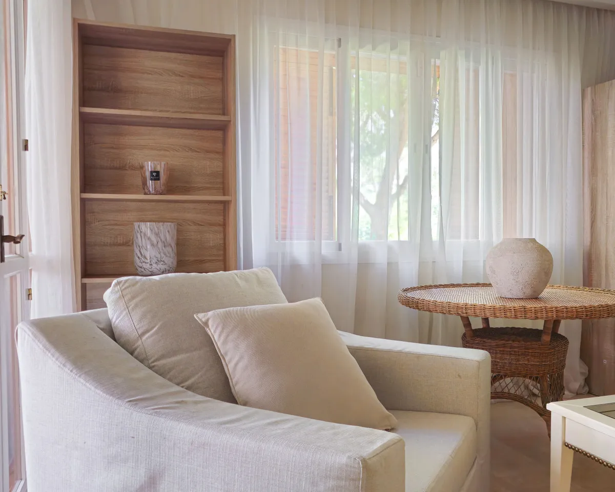 1069c49a-1d75-424c-aeed-25317674b9b1