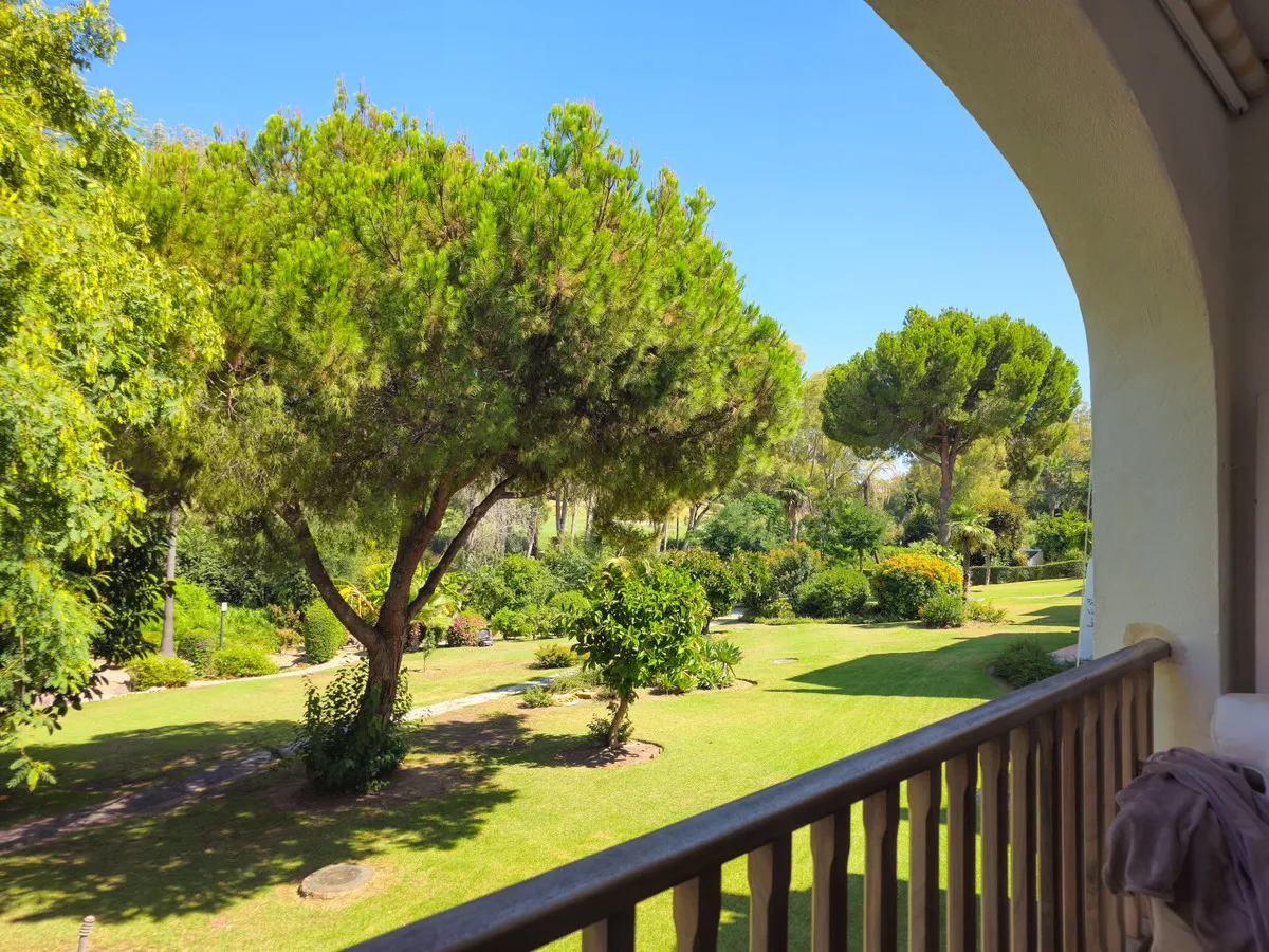 51d312eb-ad18-4e7e-86ec-8a9c796f36e0