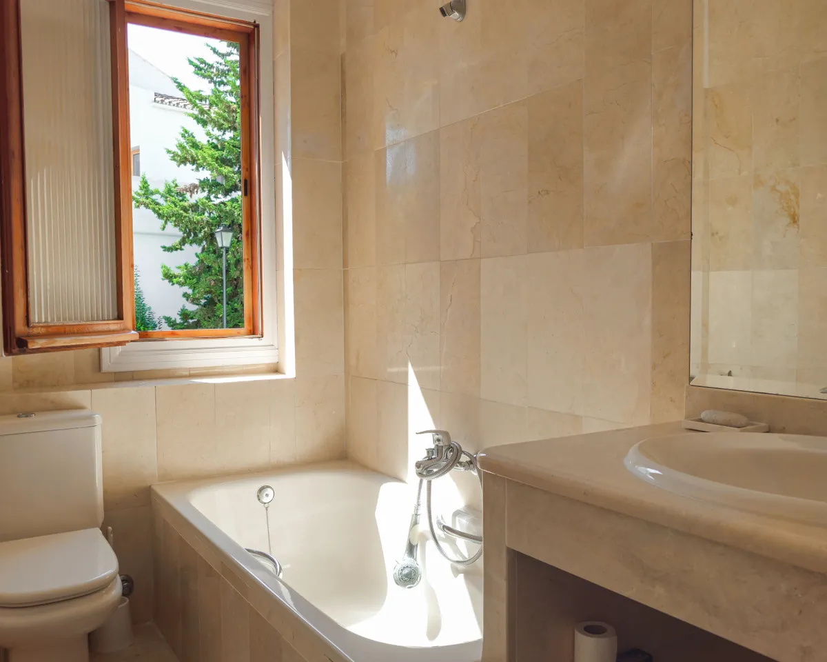 7a302166-807b-46c5-b890-255812b13b97