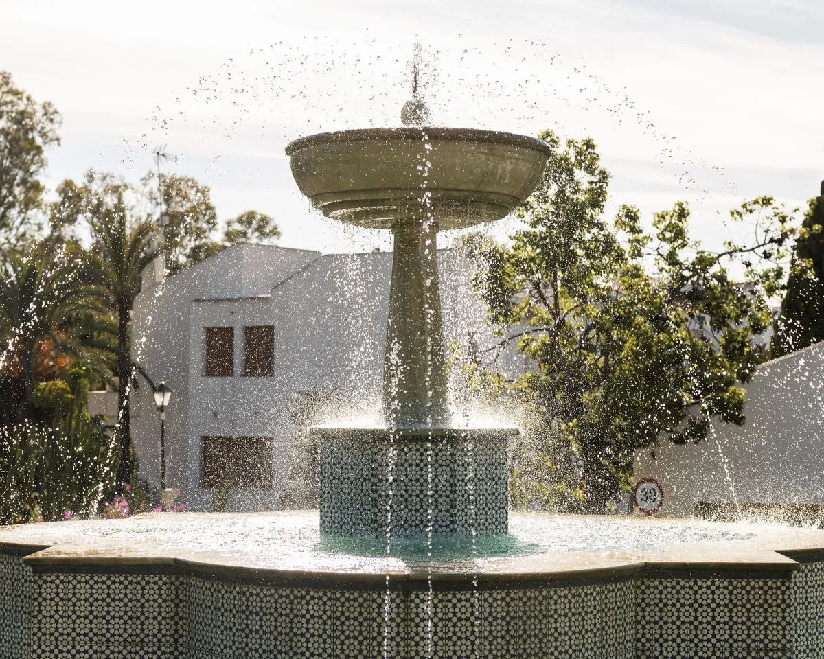 ab083b8d-aa71-42aa-ac81-f4d5e7f52939