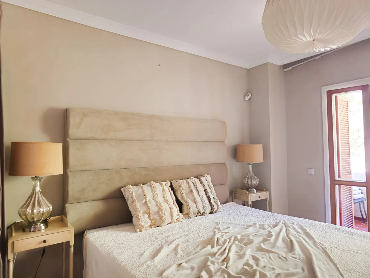 e6acb796-5bf3-4e00-afa6-8dd7b321eb69