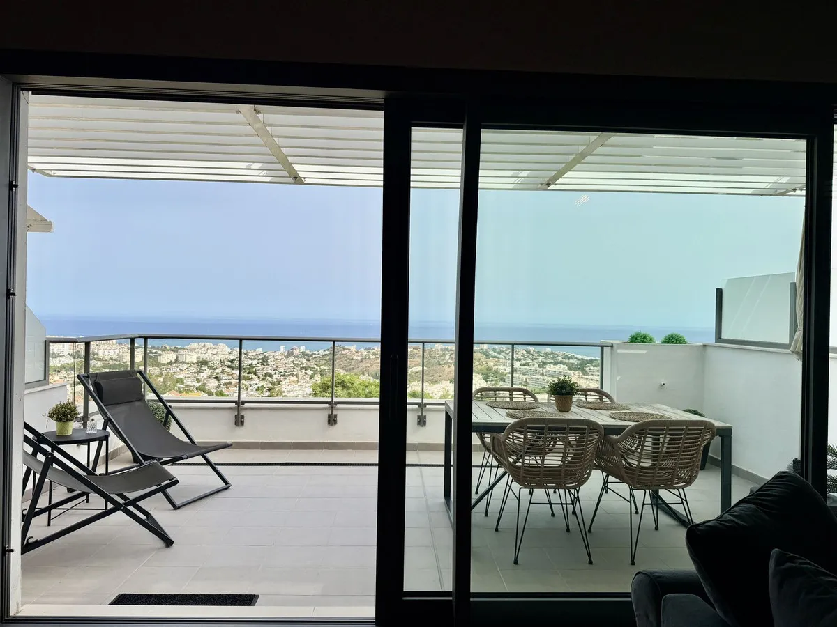 47f273b8-c85d-4823-a95e-fd8e2985f88c