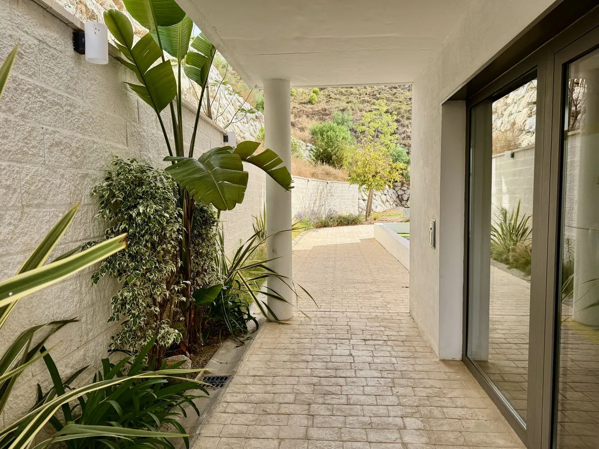 9ffb242a-eff4-4159-a172-c43fc5aa431d