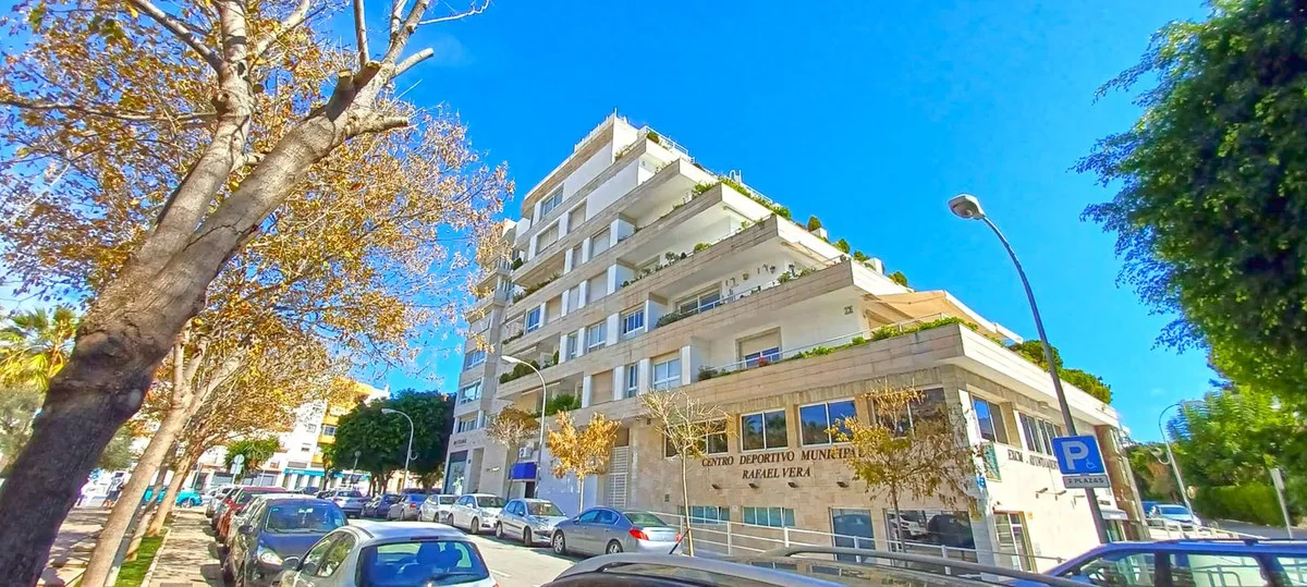 a65005b0-fdb1-464d-9221-1c9a144c8a75