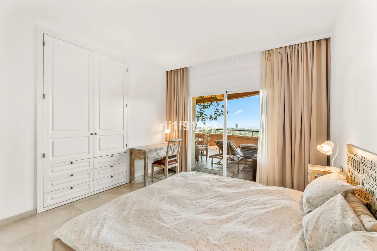 649f9e56-24fd-4338-97c3-9a55c1f26b43