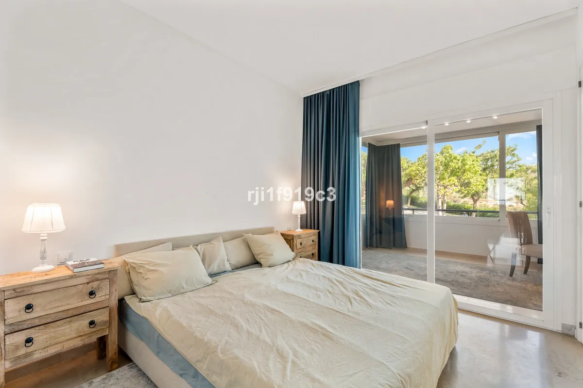 a06744fc-b5ea-4ee5-8d19-c25f8efa2816