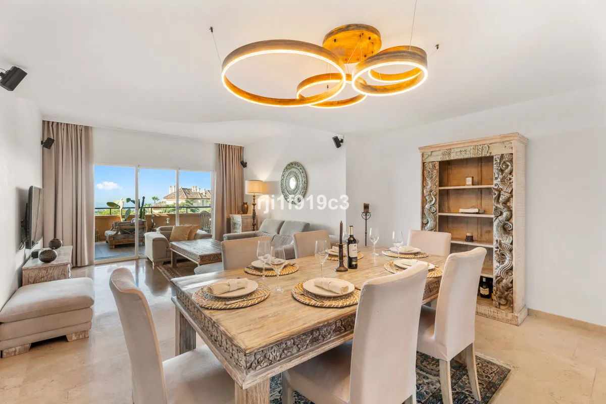 d201f856-981c-47d7-82ef-4cfc1b9f59fb