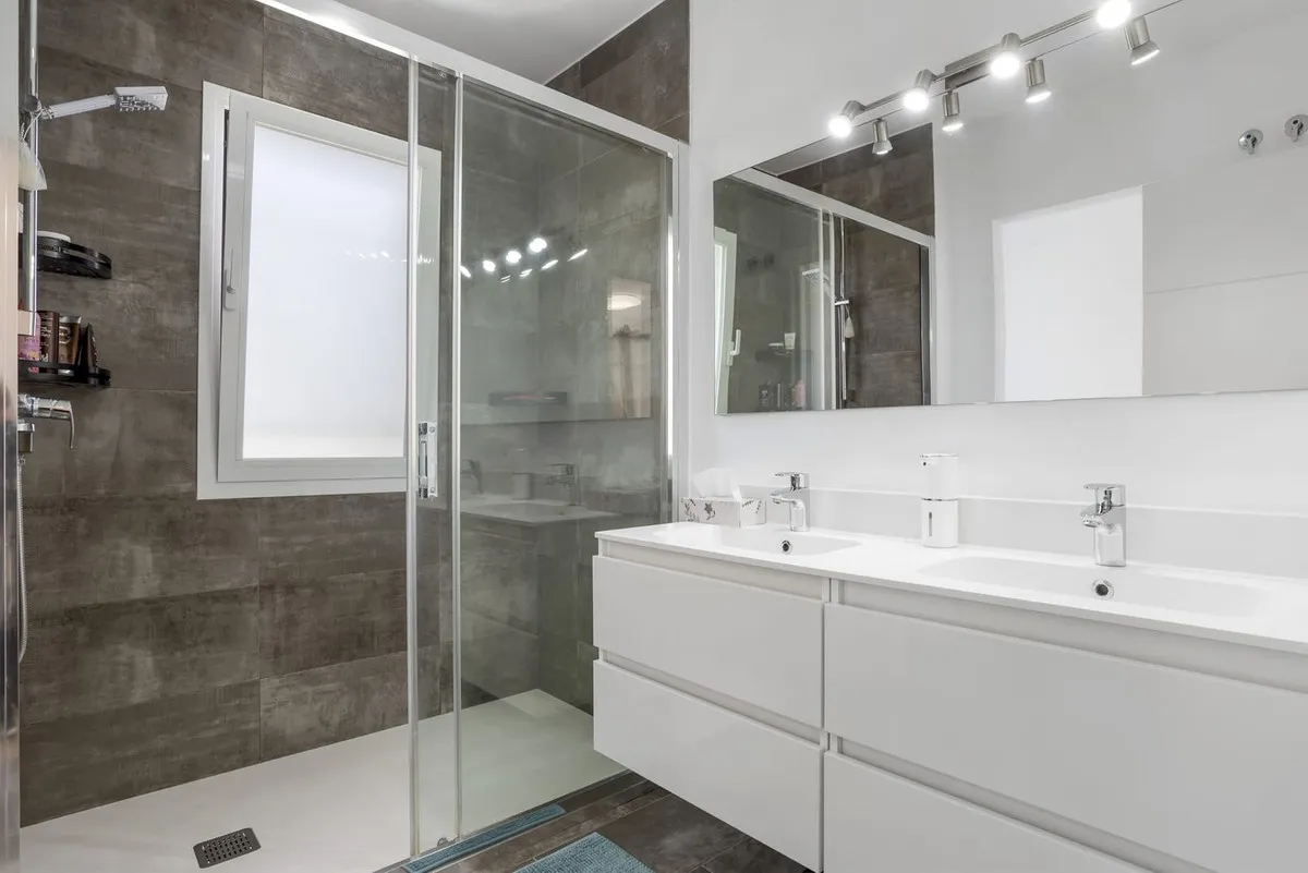 19f46d96-e1e3-4817-87e6-52fbe7480571