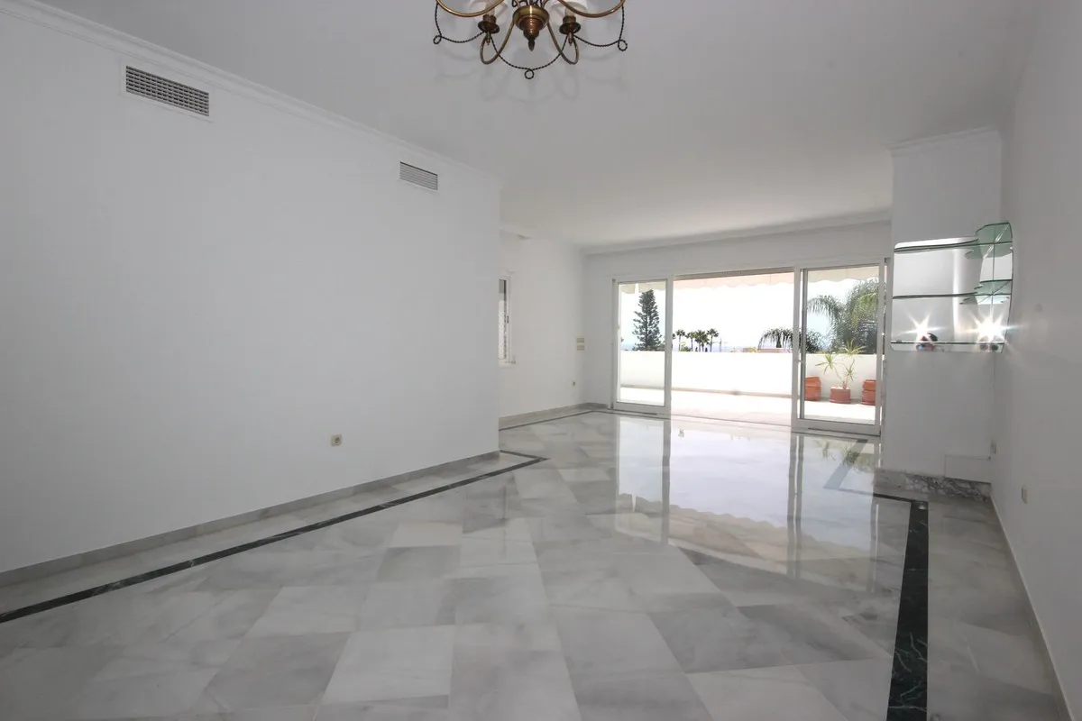 9e4c00ca-827f-4759-9e31-764abbfc01a3