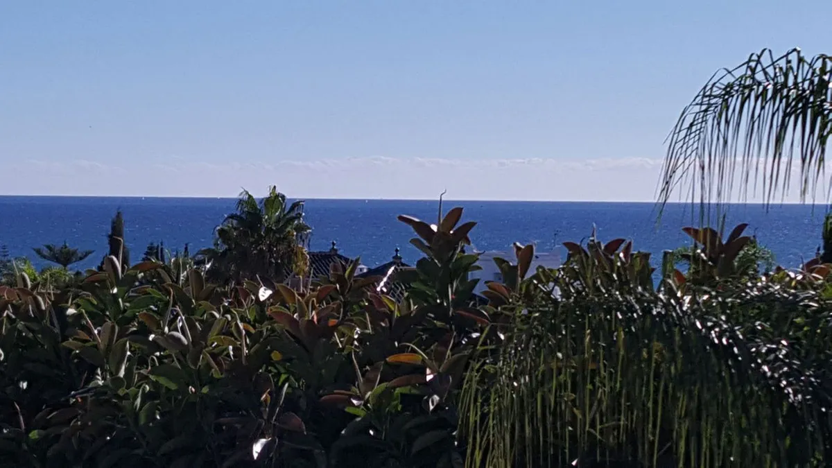 bde61a49-3b51-4b3e-8f10-aa1e57d177ff