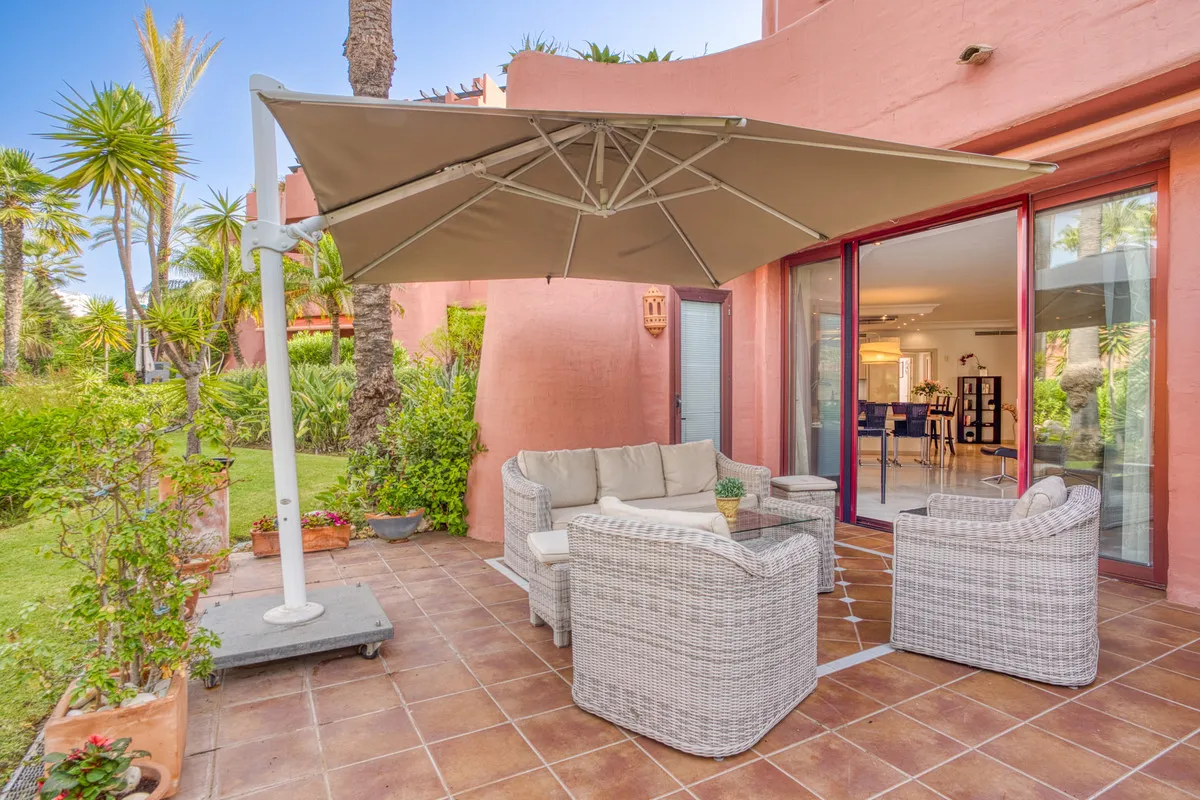 4350af6f-bdb0-45bb-9bfa-534e25990d4a