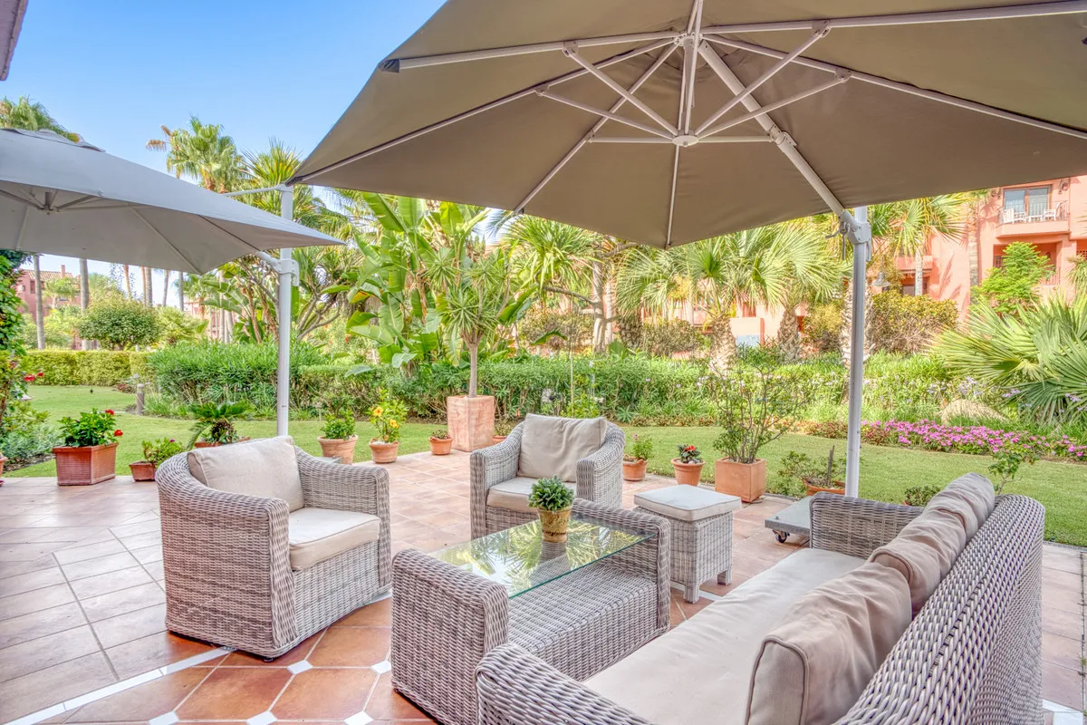 ae1adba4-633d-4e2b-9323-daf247612f00