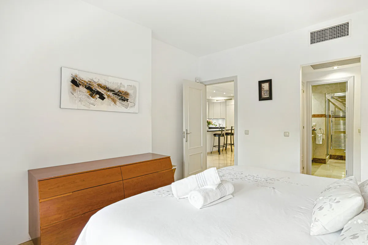 ee9b9d7e-5a8e-40ea-a585-62c520b093f5