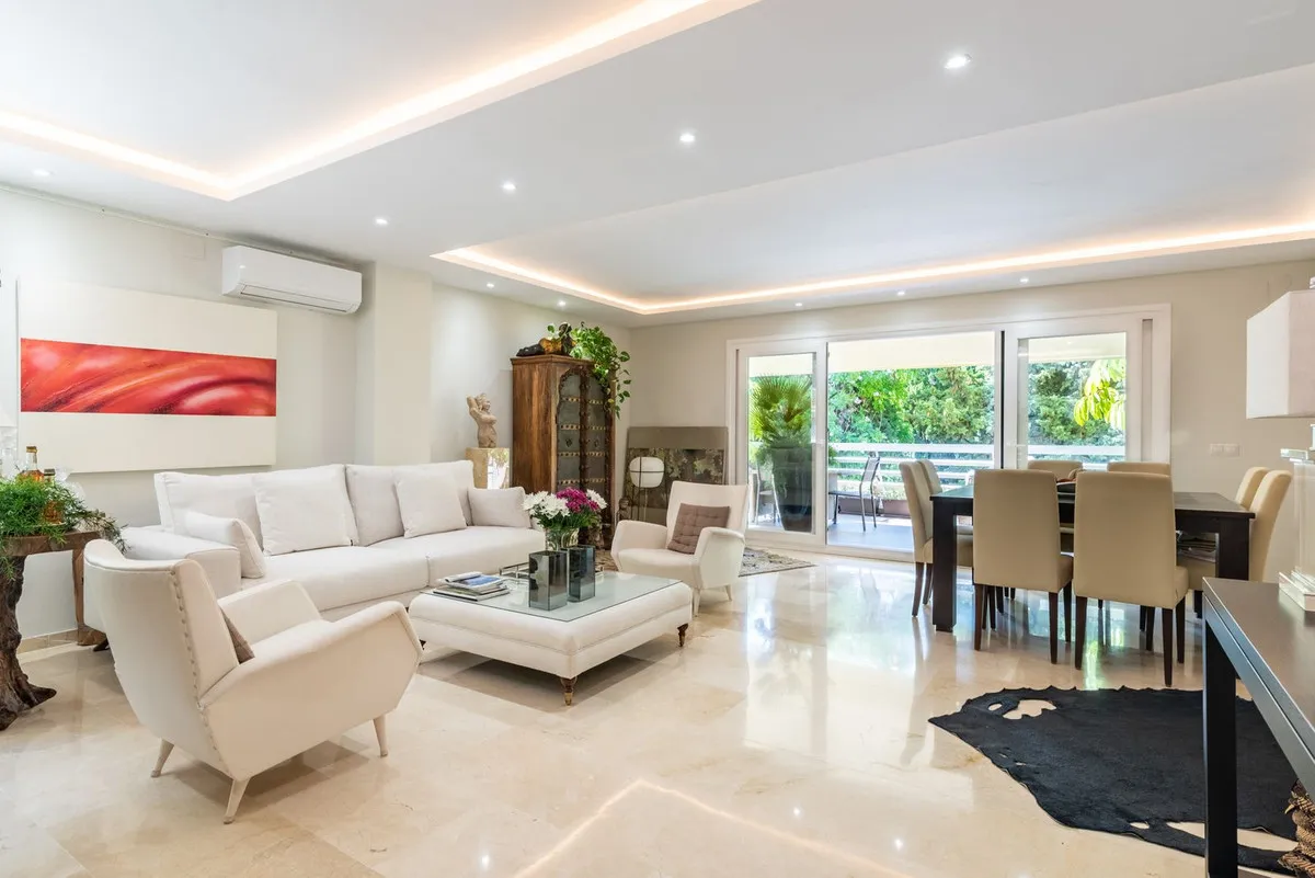 7aca67d2-79de-46a3-95da-461bef3de947