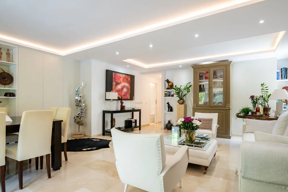 83a345b1-f09c-4aa5-98d9-f525bbfad195