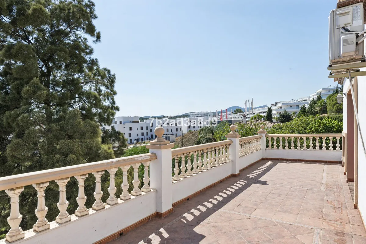 09778ded-9903-42f9-b151-31e09d3bfb60