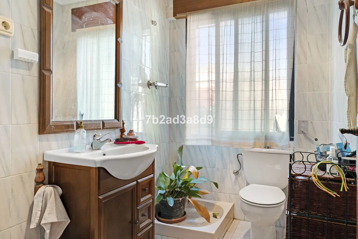 15e5a397-7ff8-455d-8a51-187d9061ffe6