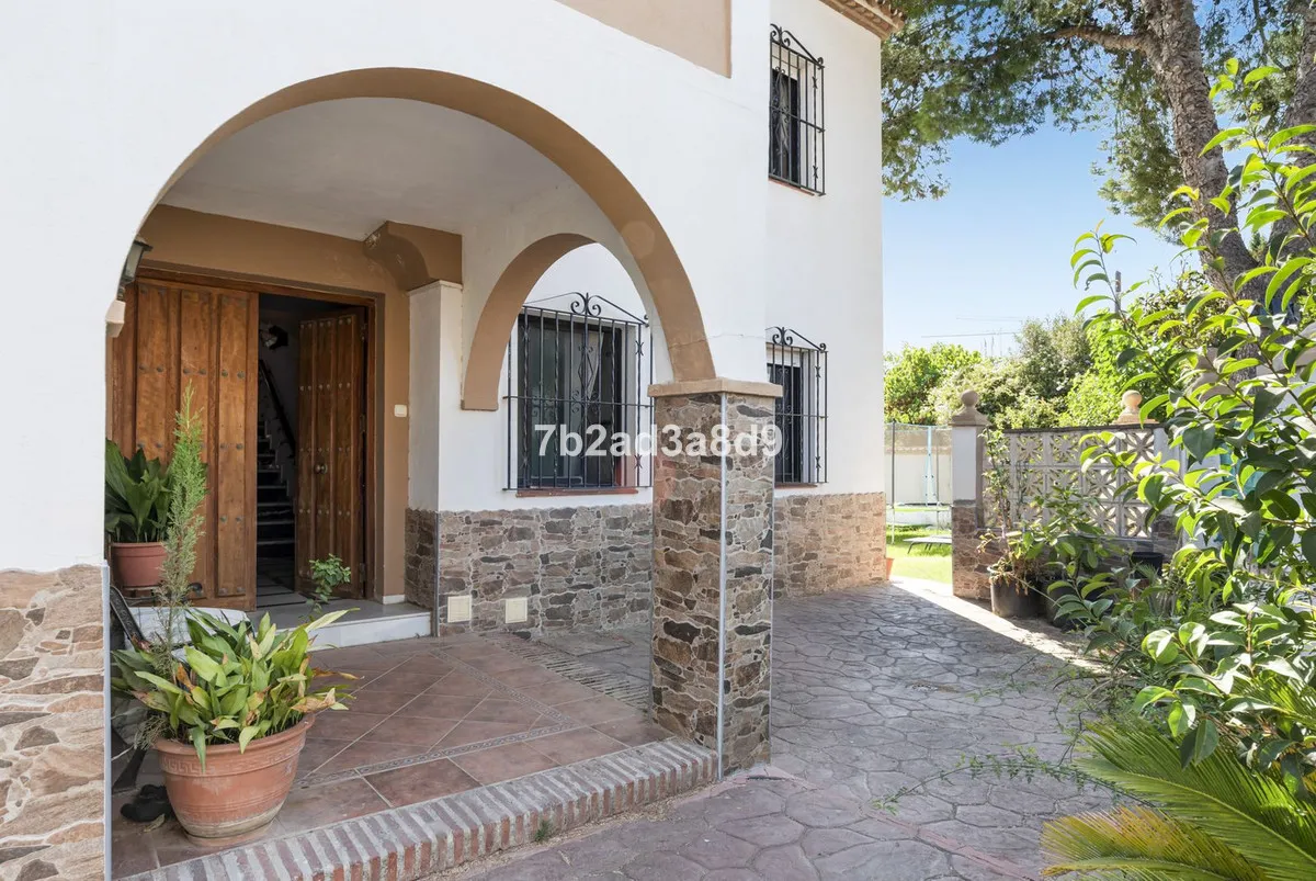 40123fc1-15f0-4ea9-a9f3-b5baebfab9c1