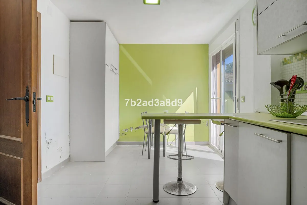 e6474cdf-a623-4815-98b1-bdb500927137