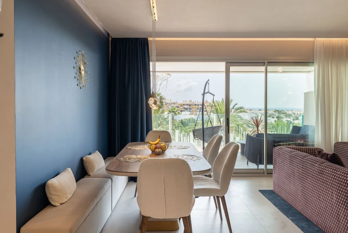 3a0267c4-93d7-4ff9-92b1-a9b9d3474fc1