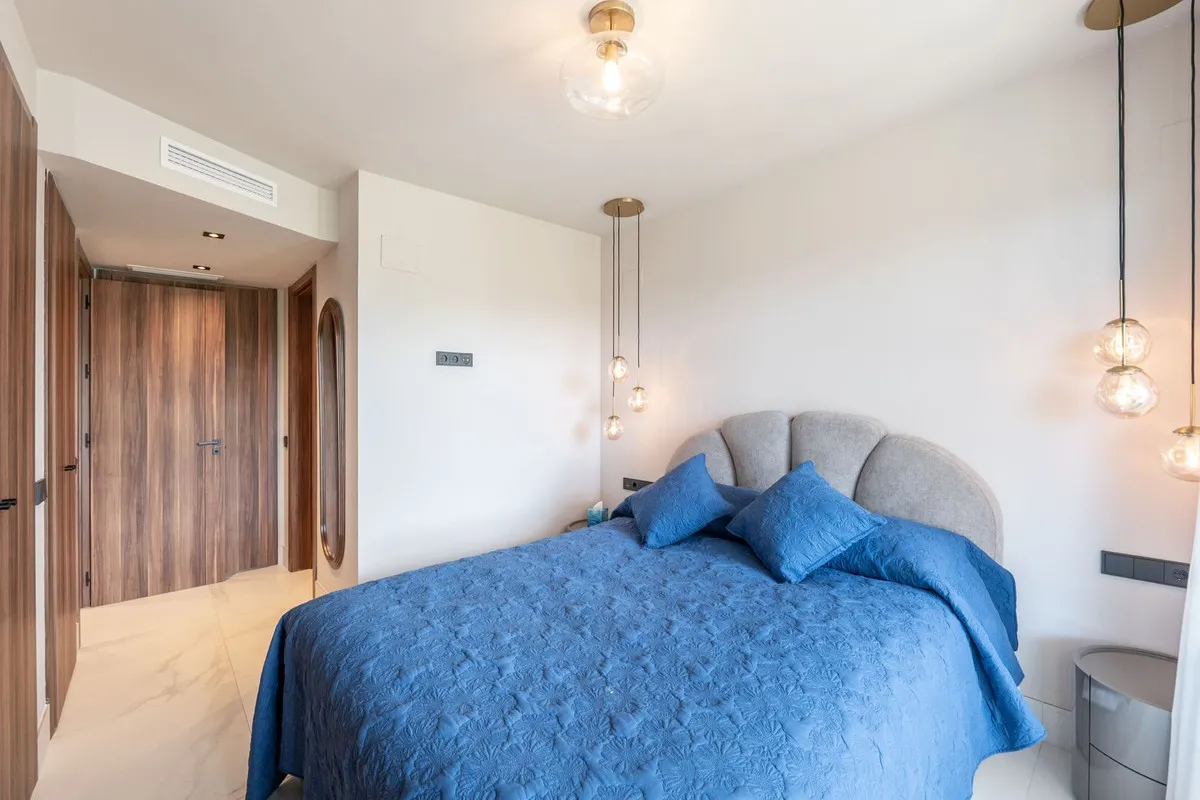 3efe219d-43df-4c49-928a-e2816f195230