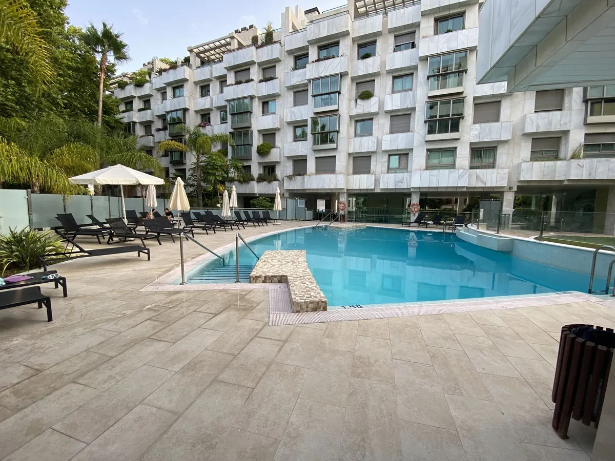 d9f94101-74de-43be-bcf5-a42b89856dd7