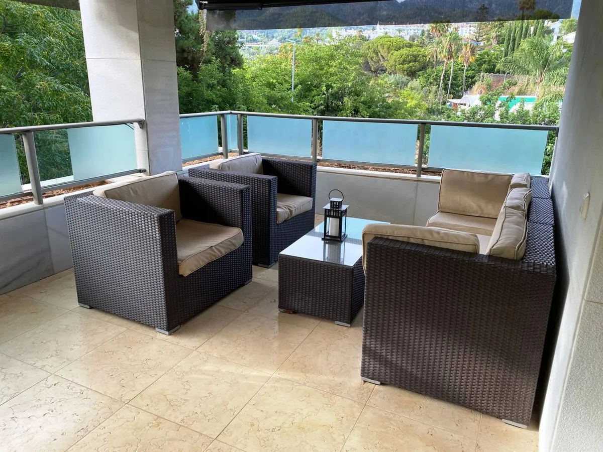 f9682bd4-e524-44e6-ae9b-2c76b9e4c54d