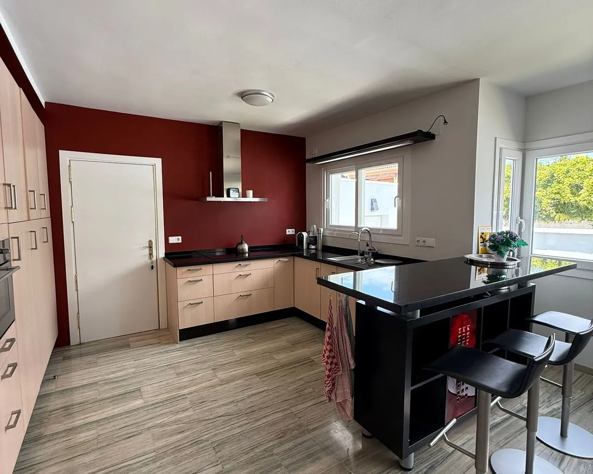 914fbe0b-9b1f-47f8-aac8-88d3aa70d2be