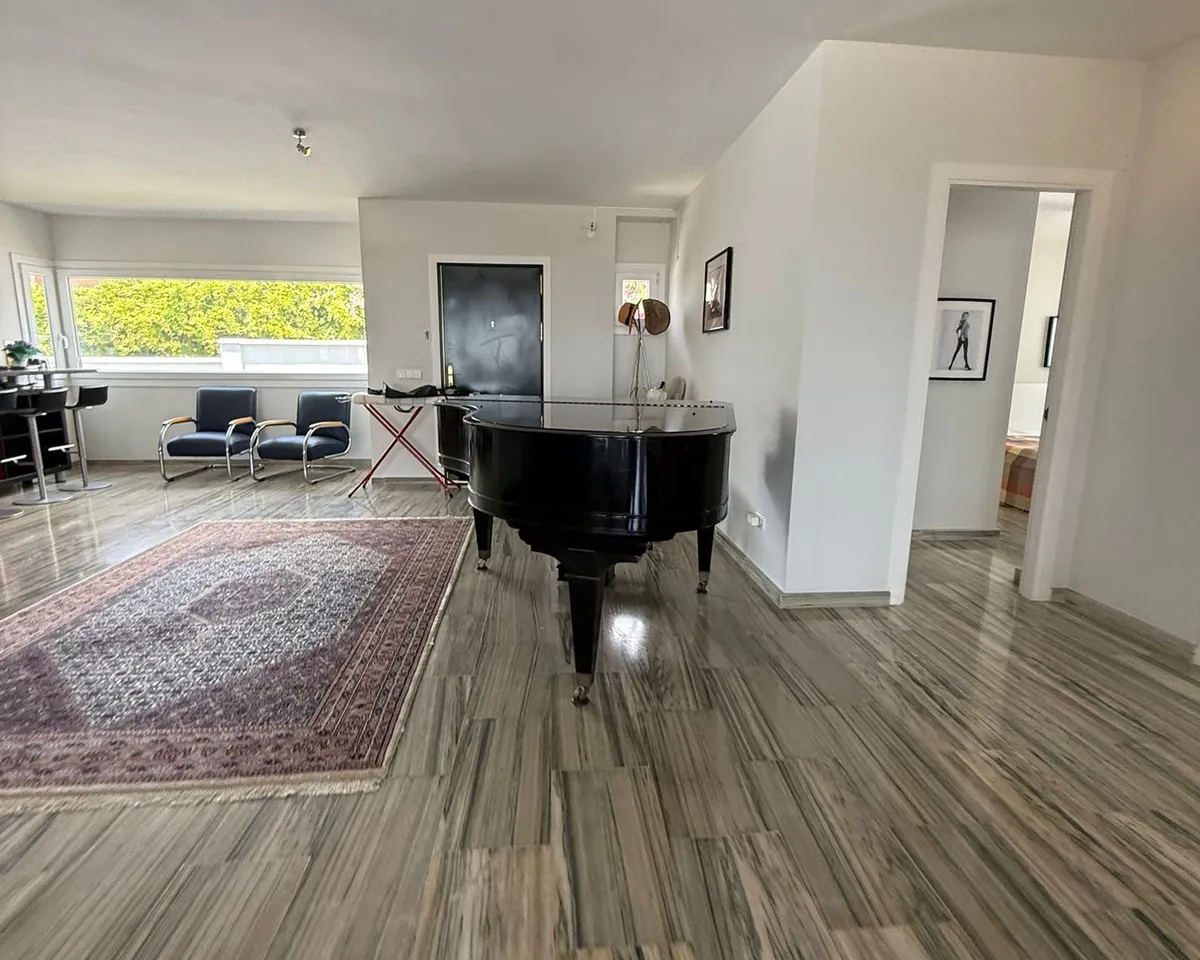 a753924b-6fe0-4460-8024-ba2fc53329be