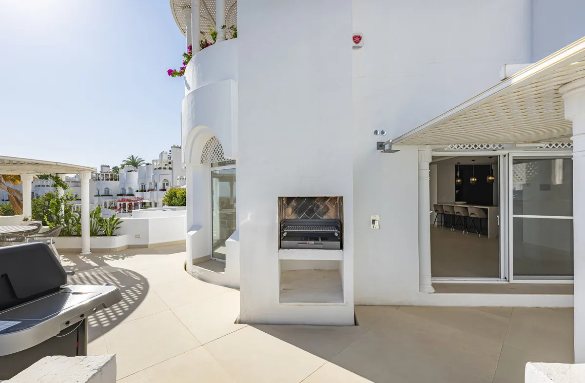 5c3a3e18-5bbc-403f-b794-164cd548b16f