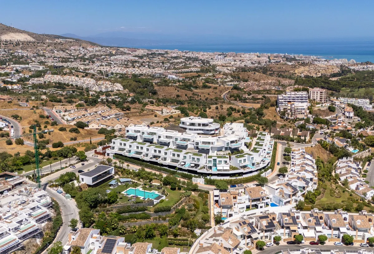 455a5679-87a3-4a91-a893-8454eb582217