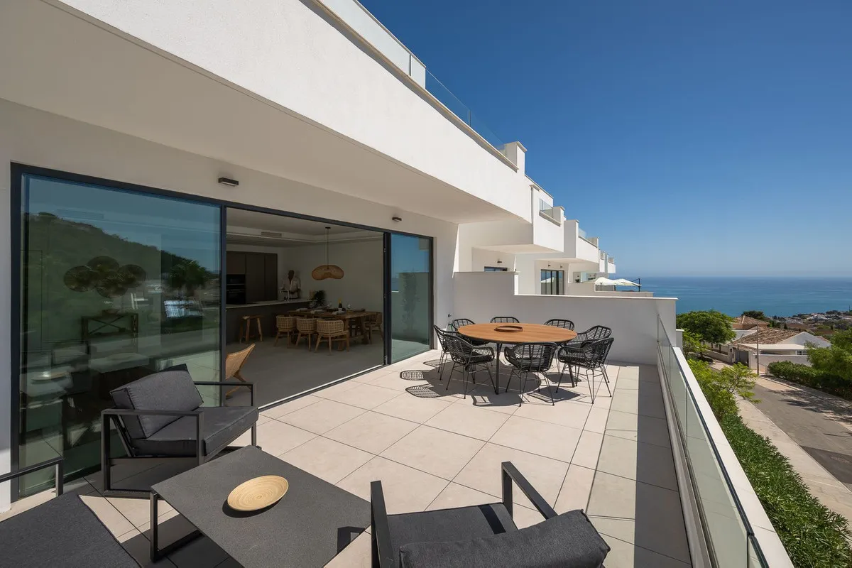 47b93add-764f-448a-90c6-2f3ac148a117