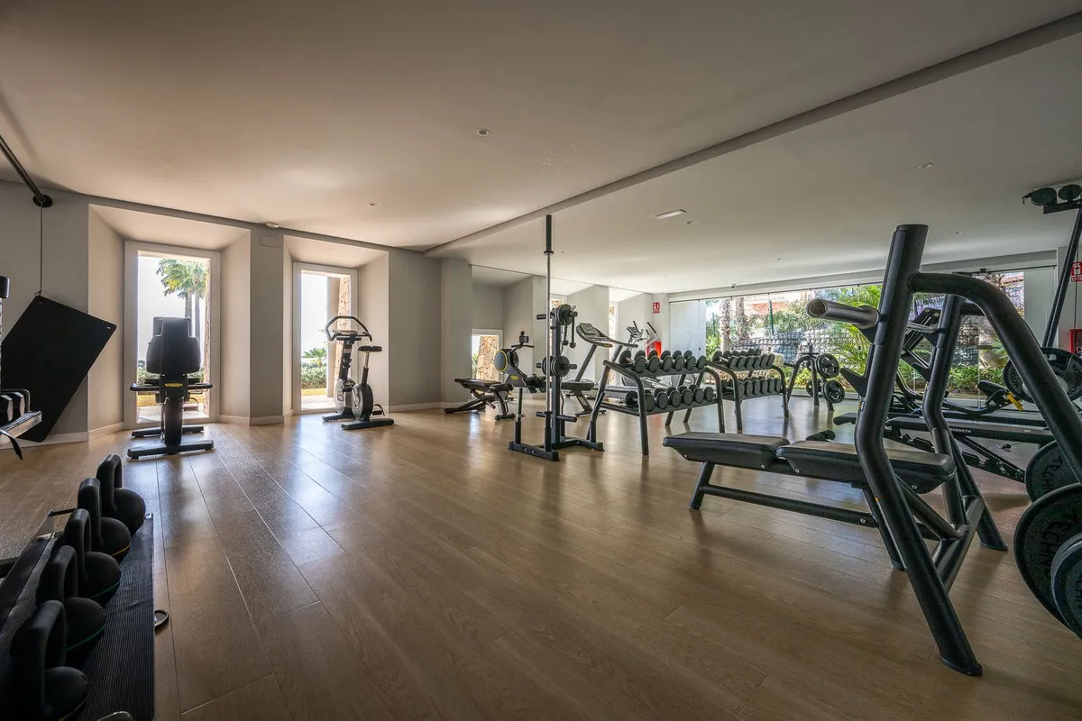 b5a38f2d-c4db-4a9b-a8bb-658722ffa973