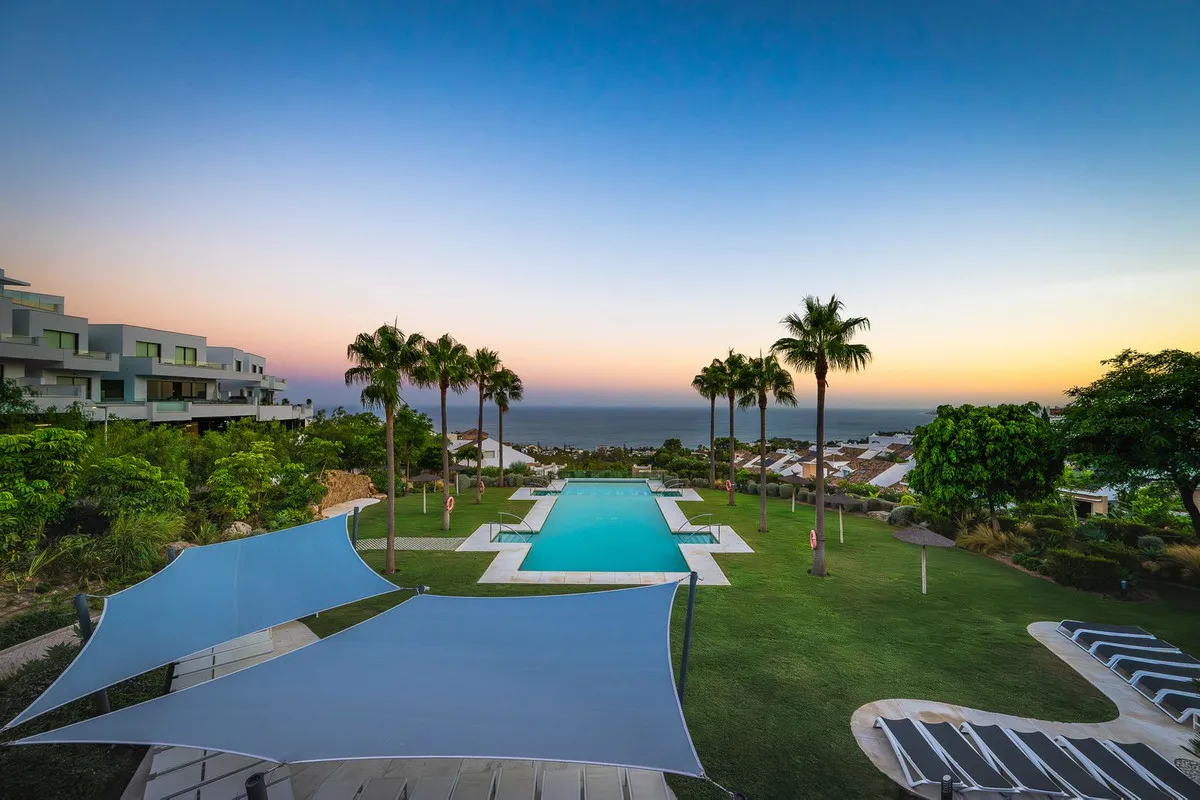 e15b2458-493c-4bf1-8e96-5b4b0022f0a2