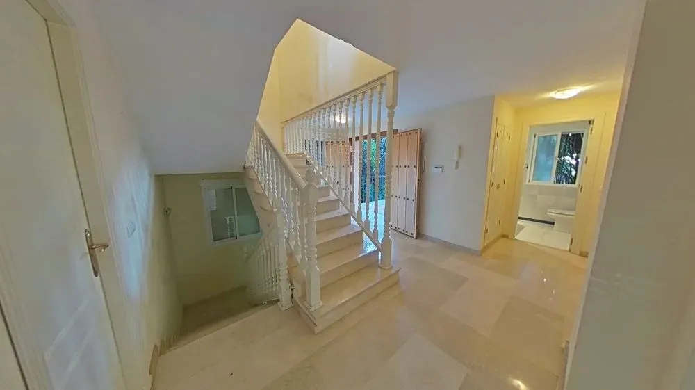 0b22edb3-3d97-4cff-b036-3b5599c9fe13